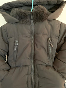 Jacka, Zara, stl 92