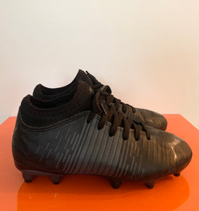 Fotbollsskor, Puma, stl 31