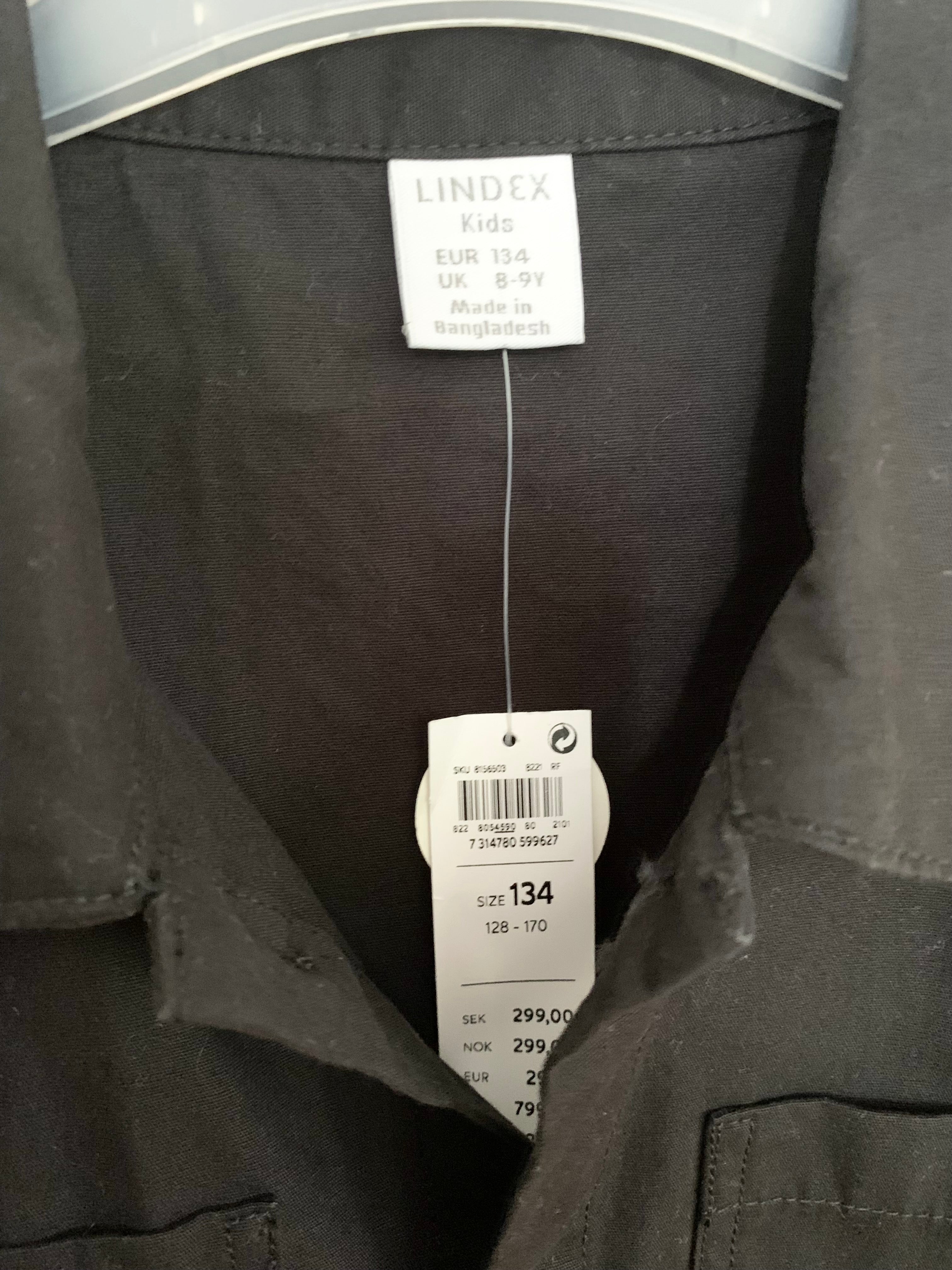 Svart skjorta, ny, Lindex, stl 134