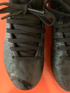 Fotbollsskor, Puma, stl 31