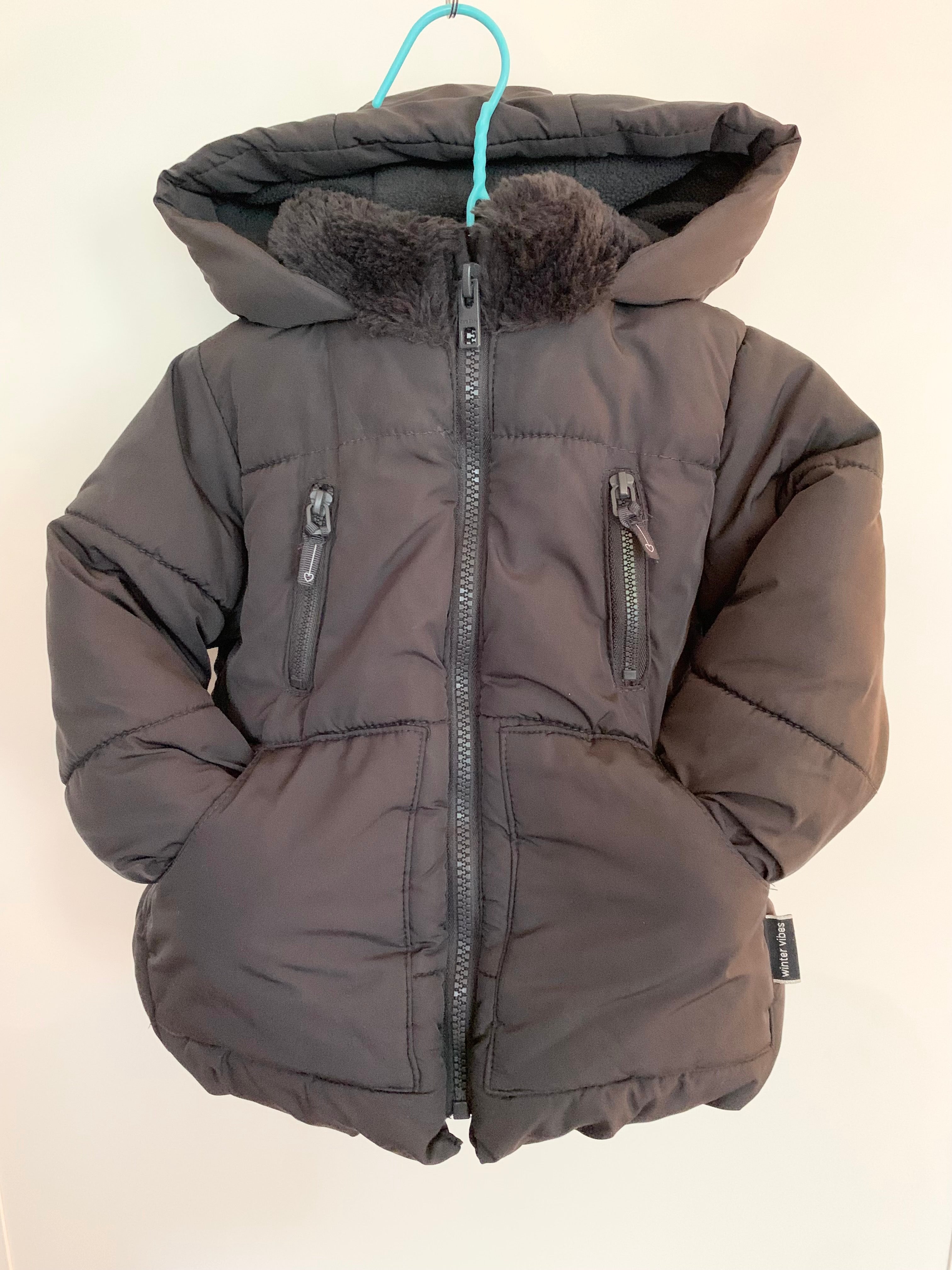 Jacka, Zara, stl 92